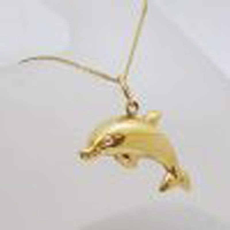 9ct Yellow Gold Dolphin Pendant on Gold Chain