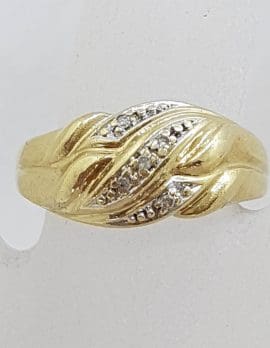 9ct Yellow Gold Wide Diamond Flat Weave Pattern Ring