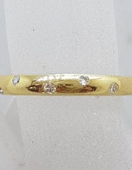 18ct Yellow Gold Diamond Encrusted Rounded Eternal Wedding Band / Ring