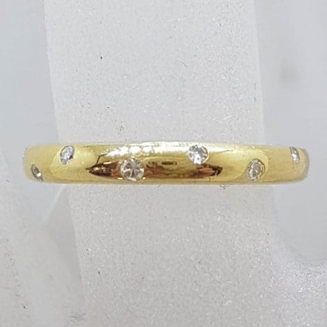 18ct Yellow Gold Diamond Encrusted Rounded Eternal Wedding Band / Ring