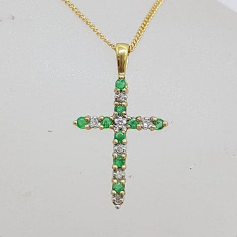 9ct Yellow Gold Natural Emerald and Diamond Crucifix / Cross Pendant on 9ct Chain