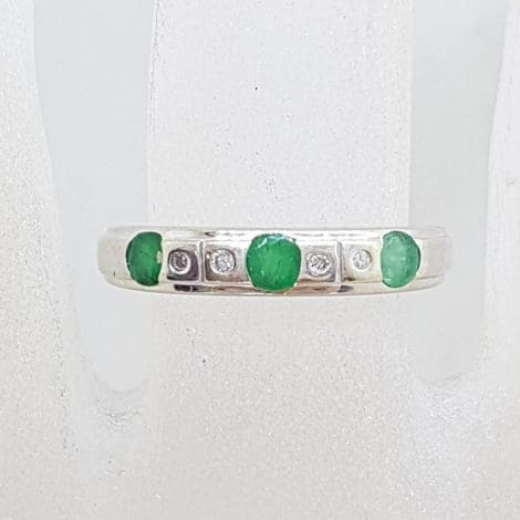 18ct White Gold Natural Emerald and Diamond Wedding Band / Eternity Ring / Stackable Ring - Antique / Vintage