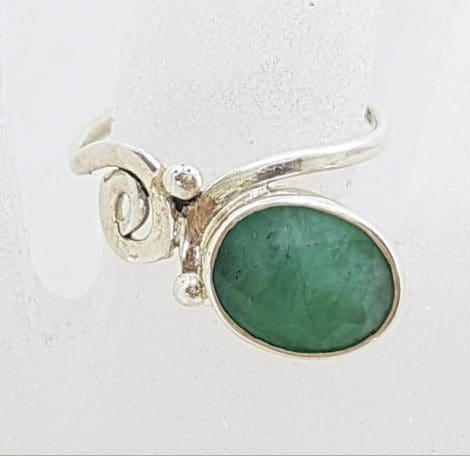 Sterling Silver Emerald Twist Design Ring