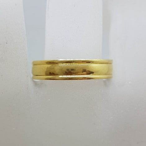 18ct Yellow Gold Wedding Band / Wedding Ring