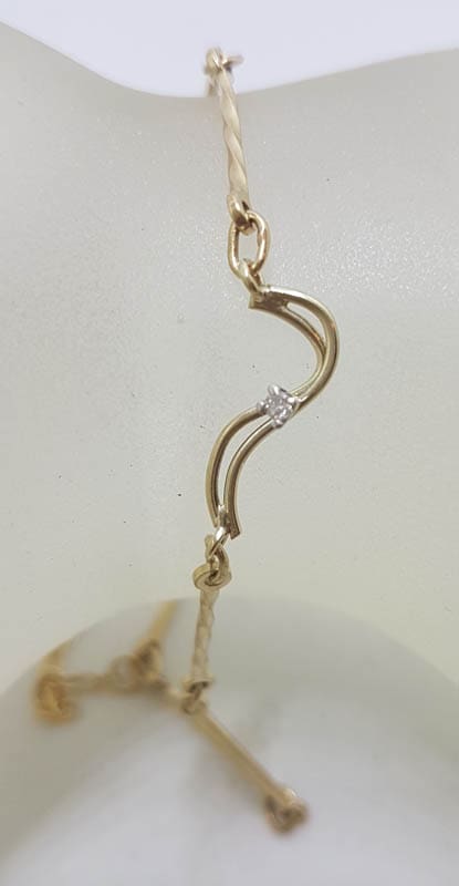 20210604_204540 9ct Yellow Gold Delicate Twist Bracelet with Diamond