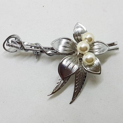 Sterling Silver and Pearl Flower Brooch - Vintage