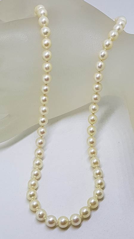 20210714_232241 Sterling Silver Marcasite Bow Clasp on Pearl Strand Necklace / Chain - Vintage