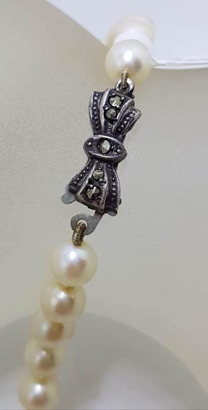 20210714_232324 Sterling Silver Marcasite Bow Clasp on Pearl Strand Necklace / Chain - Vintage