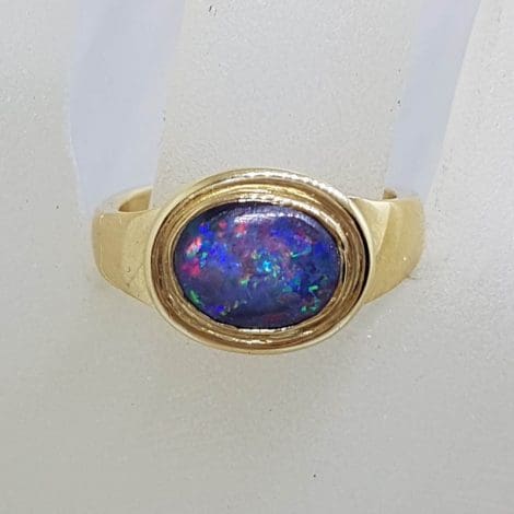9ct Yellow Gold Oval Bezel Set Opal Ring - Antique / Vintage
