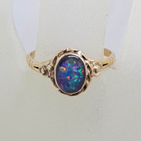 9ct Yellow Gold Oval Ornate Twist Rim Design Opal Ring - Antique / Vintage