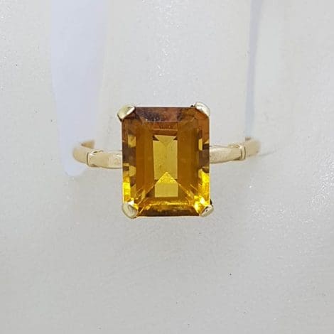 9ct Yellow Gold Rectangular Claw Set Citrine Ring - Vintage