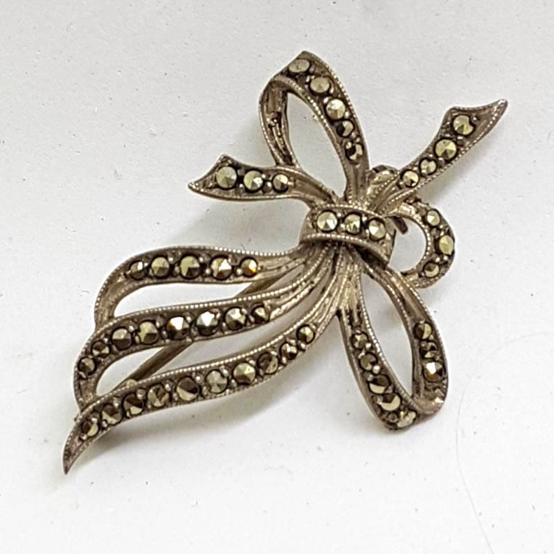 Sterling Silver Vintage Marcasite Brooch - Ribbon