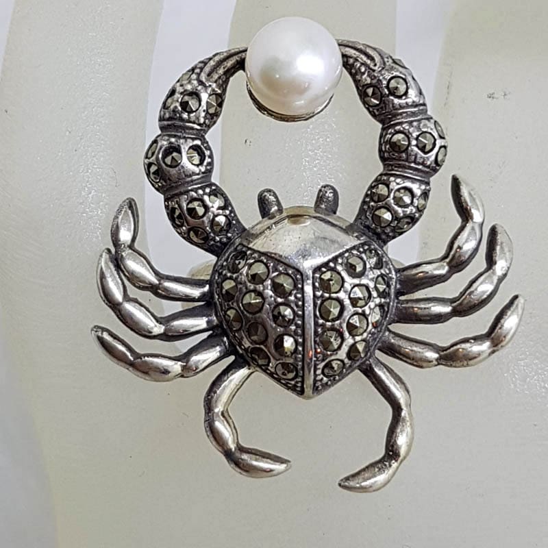 Sterling Silver Very Large Marcasite & Pearl Crab Ring