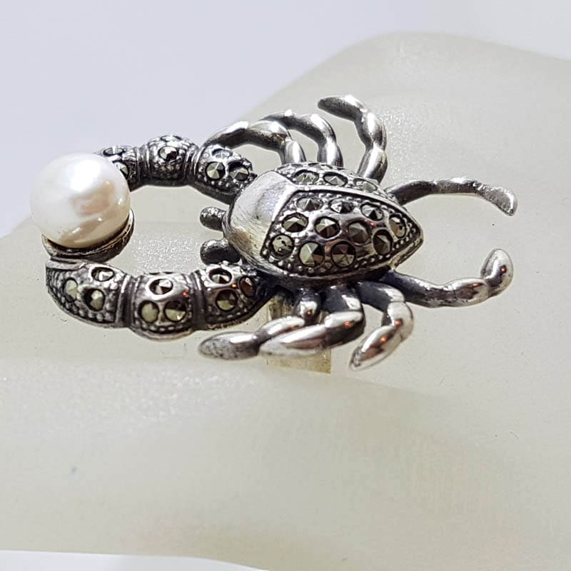 Sterling Silver Very Large Marcasite & Pearl Crab Ring
