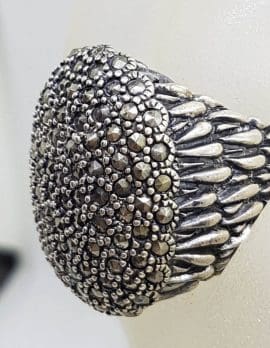 Sterling Silver Very Large Oval Marcasite Bulky and Heavy Ring with Patterned Sides