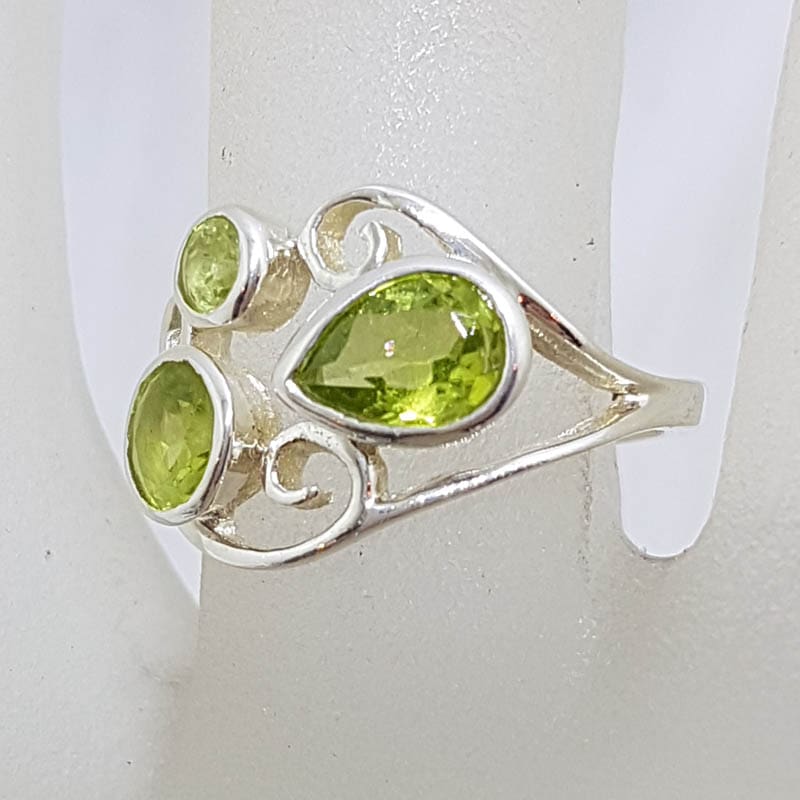 Sterling Silver Peridot Ornate Cluster Ring