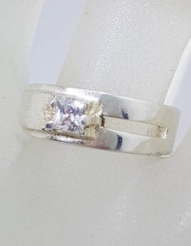 Sterling Silver Square Cubic Zirconia in Band Ring