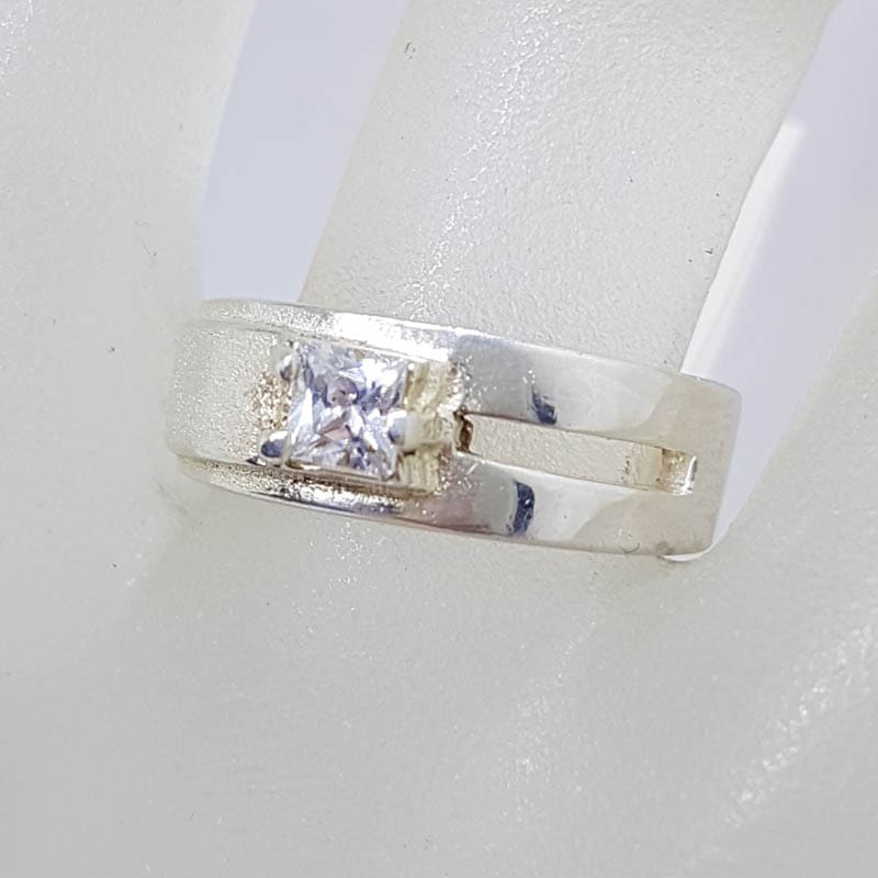 Sterling Silver Square Cubic Zirconia in Band Ring