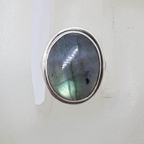 Sterling Silver Ovale Cabochon Cut Labradorite Ring