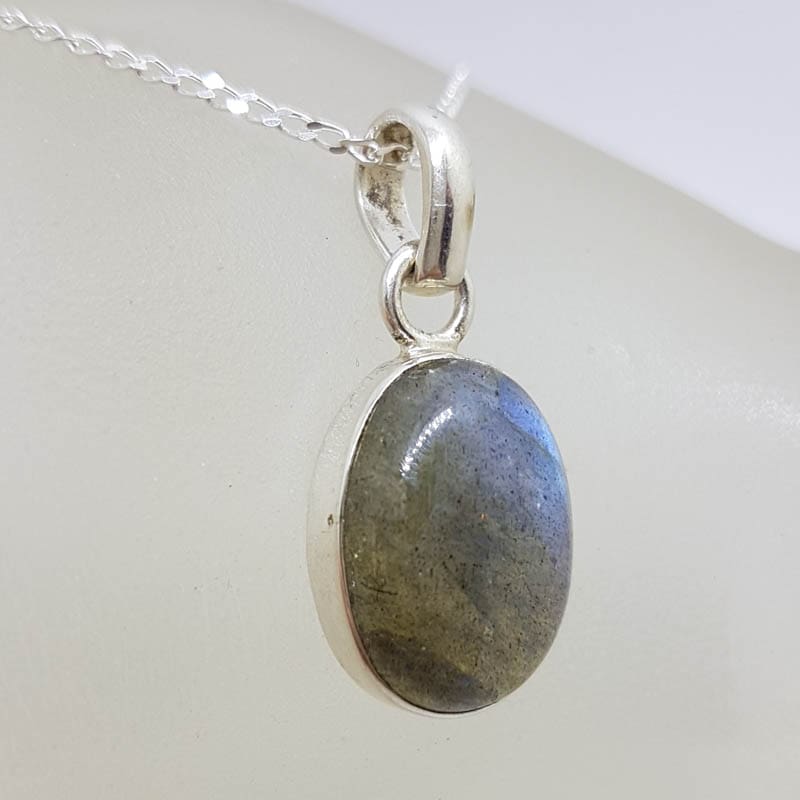Sterling Silver Labradorite Oval Bezel Set Pendant on Silver Chain