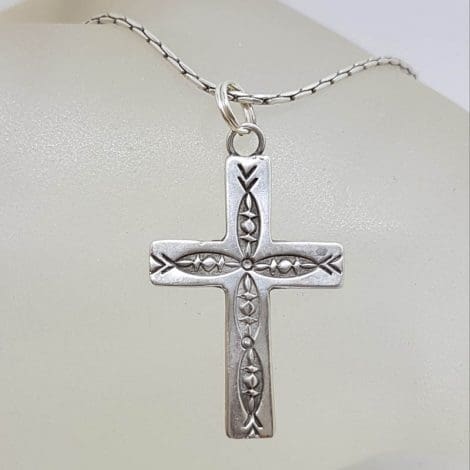Sterling Silver Vintage Ornate Design Cross / Crucifix Pendant on Chain