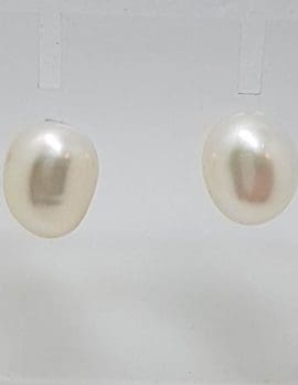 9ct Yellow Gold Freeform Pearl Studs / Earrings