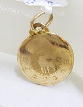 9ct Yellow Gold Round Taurus Horoscope Charm - Vintage