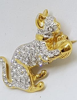 Plated Rhinestone Stitting Cat Brooch – Vintage Costume Jewellery