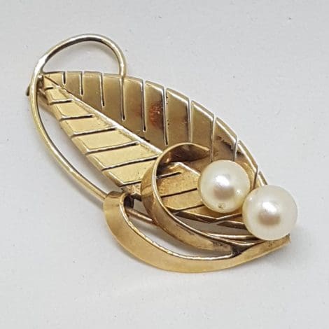 9ct Yellow Gold with Two Cultured Pearls Leaf Design Brooch - Antique / Vintage