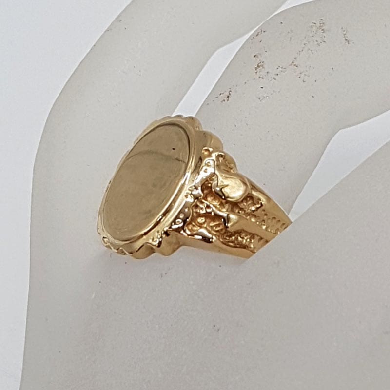 9ct Yellow Gold Large Oval Signet Ring with Ornate Sides - Gents Ring / Ladies Ring - Antique / Vintage