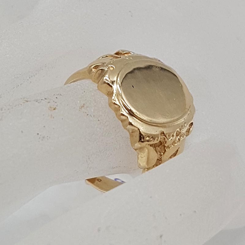 9ct Yellow Gold Large Oval Signet Ring with Ornate Sides - Gents Ring / Ladies Ring - Antique / Vintage