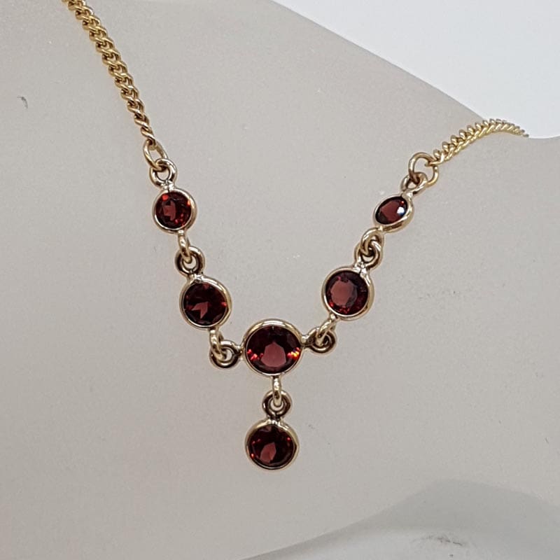 9ct Yellow Gold 6 Bezel Set Necklace / Chain