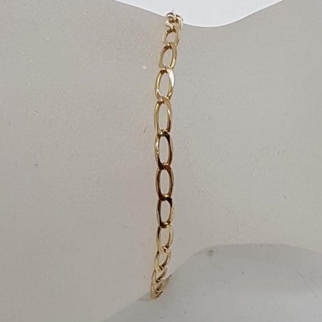 9ct Yellow Gold Open Curb Link Bracelet