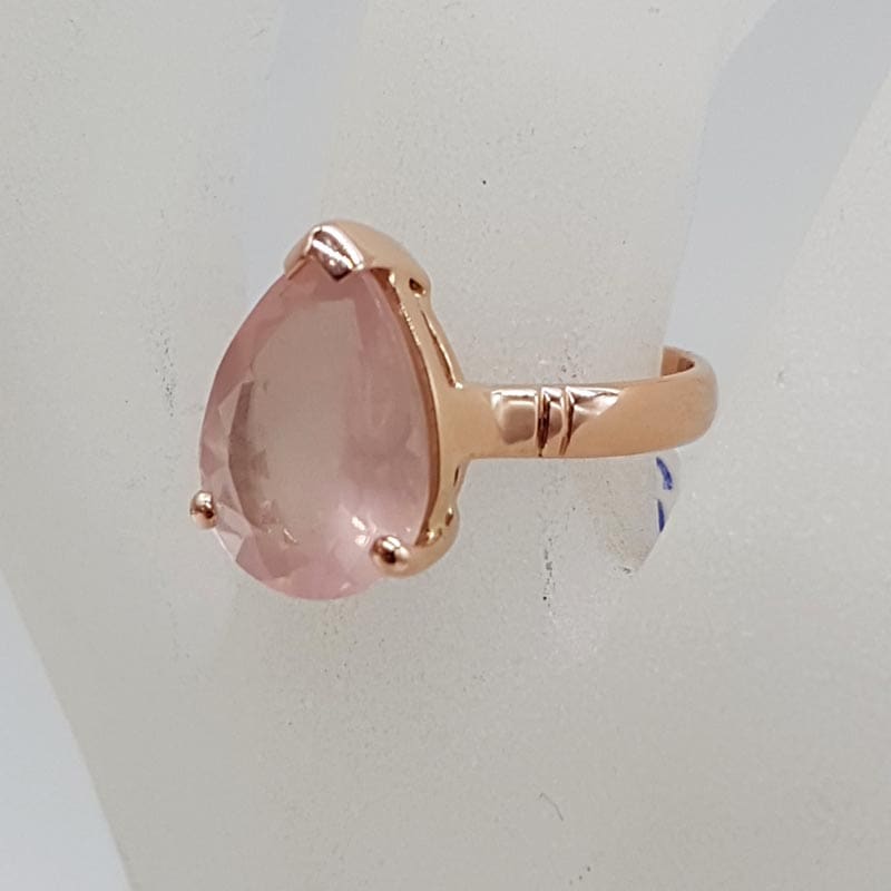 9ct Rose Gold Rose Quartz Large Claw Set Teardrop / Pear Shape Ring
