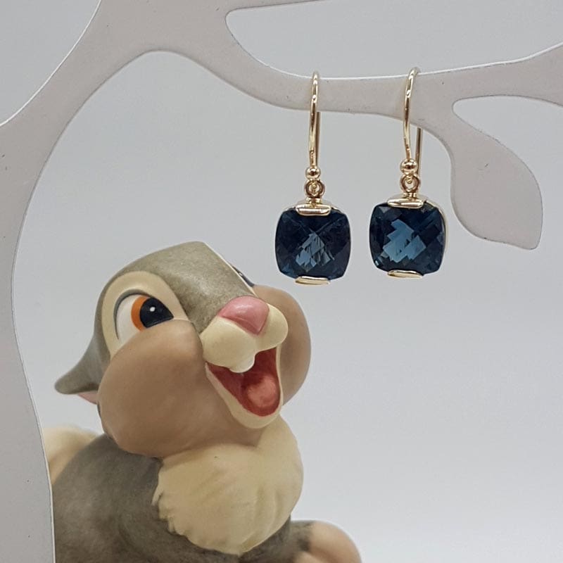 9ct Yellow Gold London Blue Topaz Square Drop Earrings 9ct Yellow Gold London Blue Topaz Square Drop Earrings