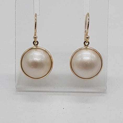 9ct Yellow Gold White Mabe Pearl Round Bezel Set Drop Earrings