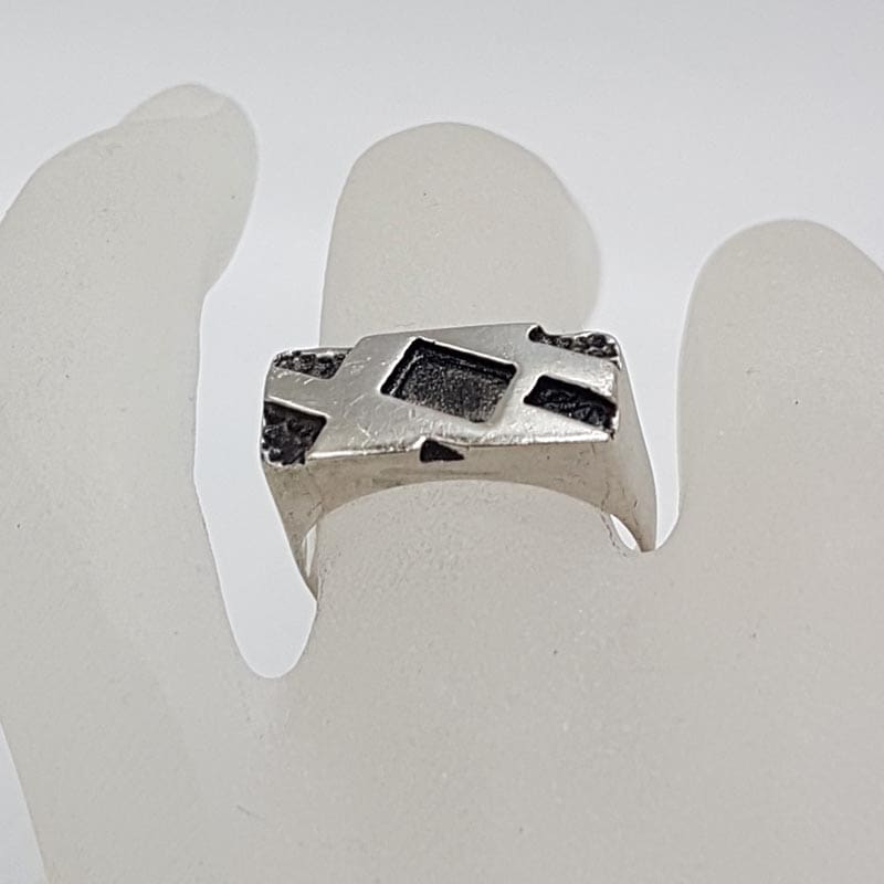 Sterling Silver Patterned Rectangular Gents Ring