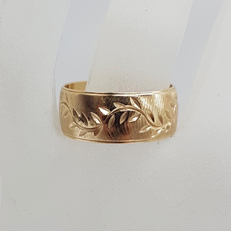 9ct Yellow Gold Wide Matte and Shiny Finish Leaf Design Band Ring - Wedding Ring / Dress Ring