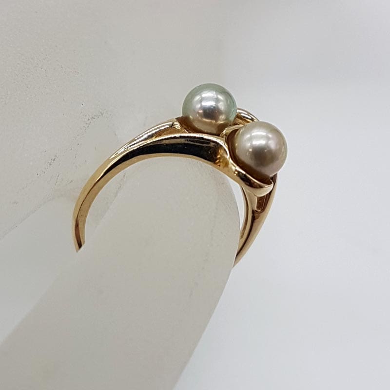 18ct Yellow Gold Grey and Black Tahitian Pearl Curved Ring - Antique / Vintage 18ct Yellow Gold Grey and Black Tahitian Pearl Curved Ring - Antique / Vintage
