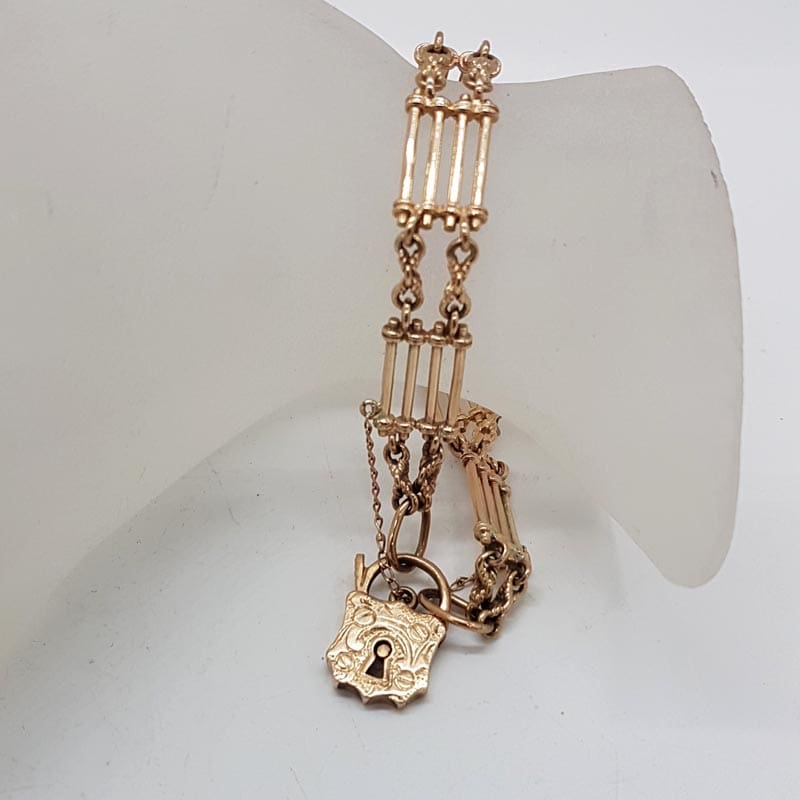 9ct Yellow Gold Twist and Line Wide Ornate Gate Link Padlock Bracelet - Antique / Vintage