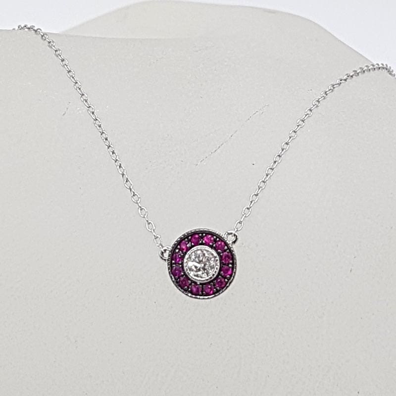 18ct Yellow Gold18ct White Gold Channel Set Natural Ruby and Solitaire Diamond Round Collier / Necklace / Chain Channel Set Natural Ruby and Solitaire Diamond Round Collier / Necklace / Chain