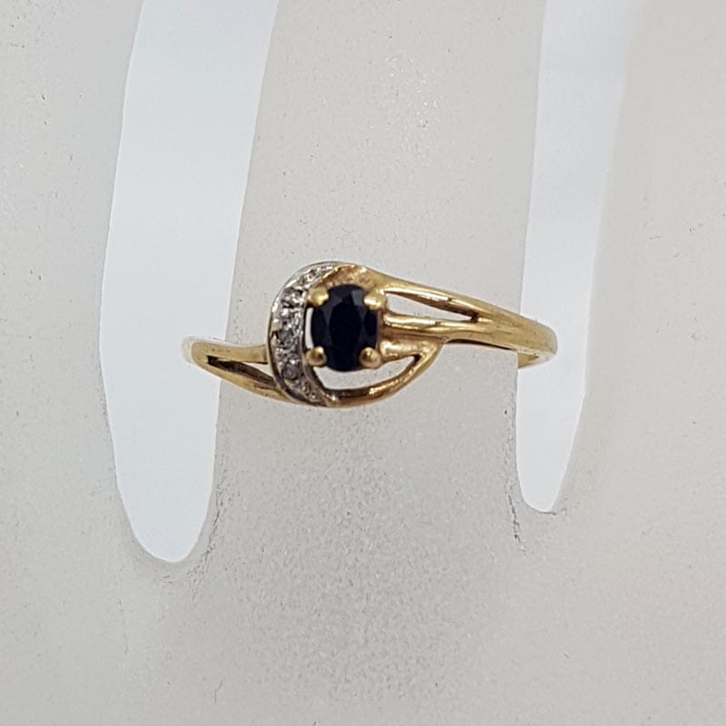 9ct Yellow Gold Natural Sapphire and Diamond Curved Ring