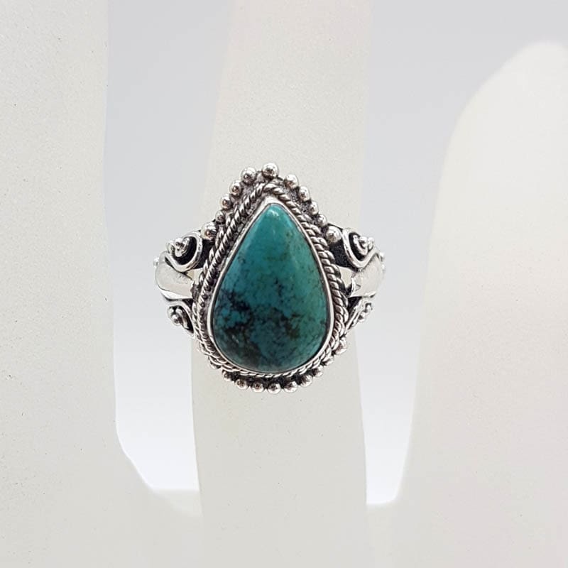 Sterling Silver Teardrop / Pear Shaped Ornate Turquoise Ring - Vintage