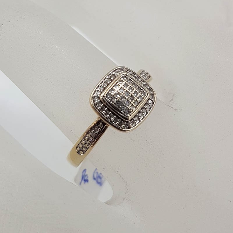 9ct Yellow Gold Flat Square Diamond Cluster Ring