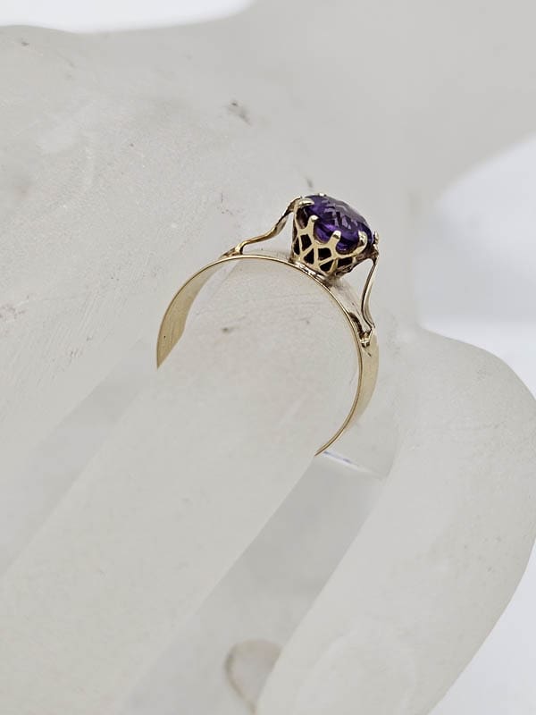 9ct Yellow Gold High Claw Set Amethyst on Wide Band Ring - Antique / Vintage