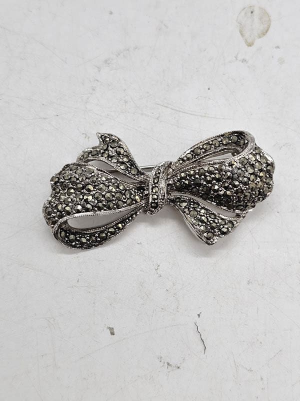 Sterling Silver Marcasite Beautiful Bow Brooch - Vintage / Antique