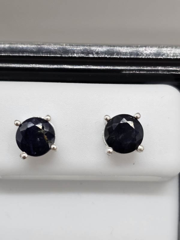 Sterling Silver Onyx Round Claw Set Studs Earrings