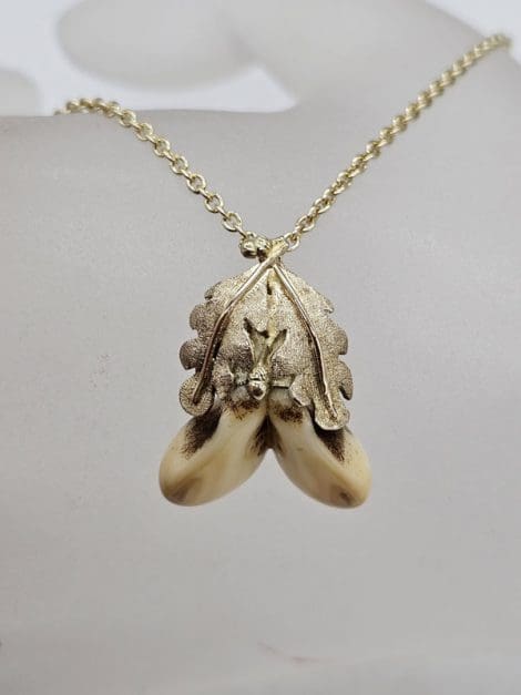 9ct Yellow Gold Deer Teeth / Grandel Ornate Acorn Leaf Design Pendant on Gold Chain - Antique / Vintage - Austrian