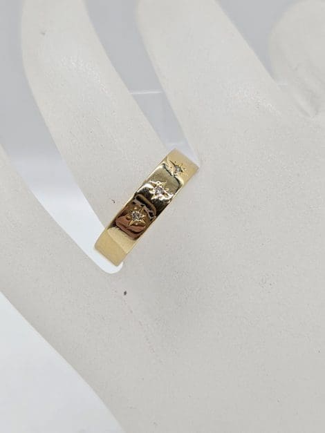 18ct Yellow Gold Three Diamond Friendship Band / Wedding Ring / Wedding Band - Antique / Vintage