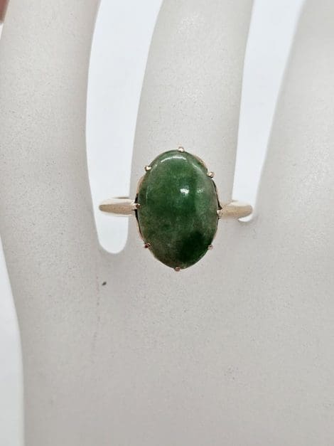 9ct Yellow Gold Oval Jade Claw Set Ring - Antique / Vintage